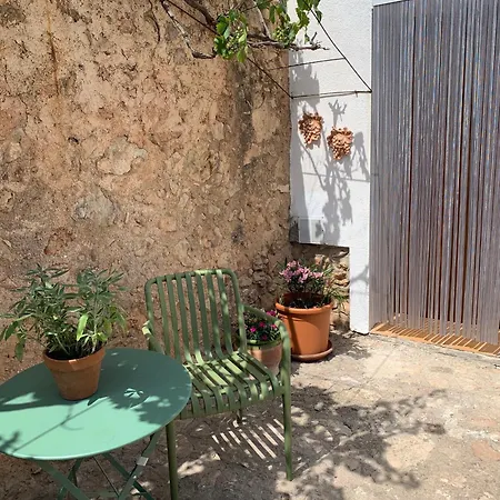 Casa Solans - *